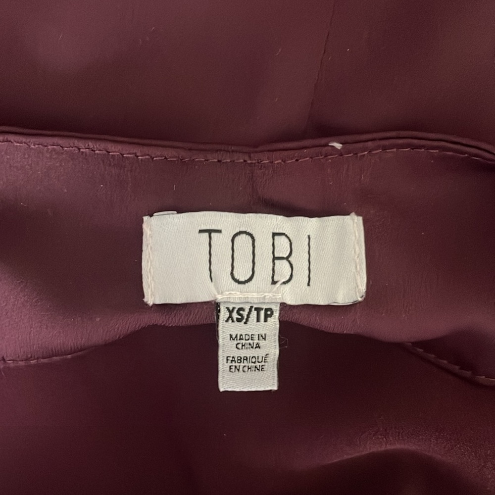 Tobi Plum Halter Top - Picture 3 of 3